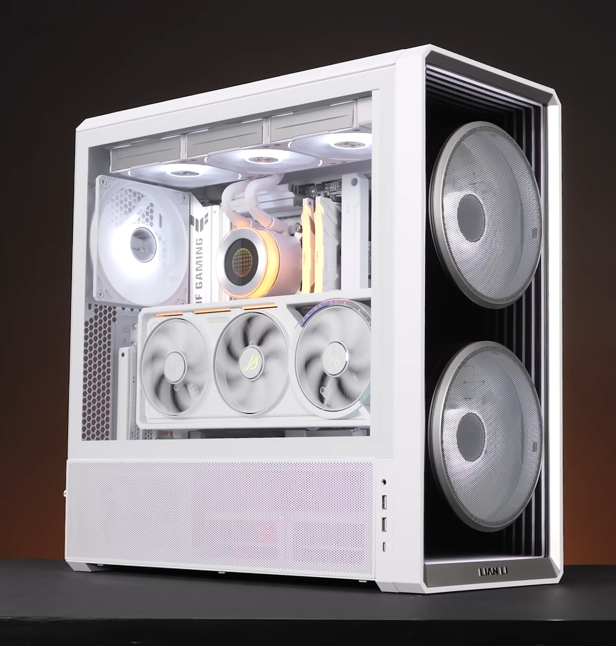 Ryzen 7 9800X3D, RTX 5080 BTF Lancool