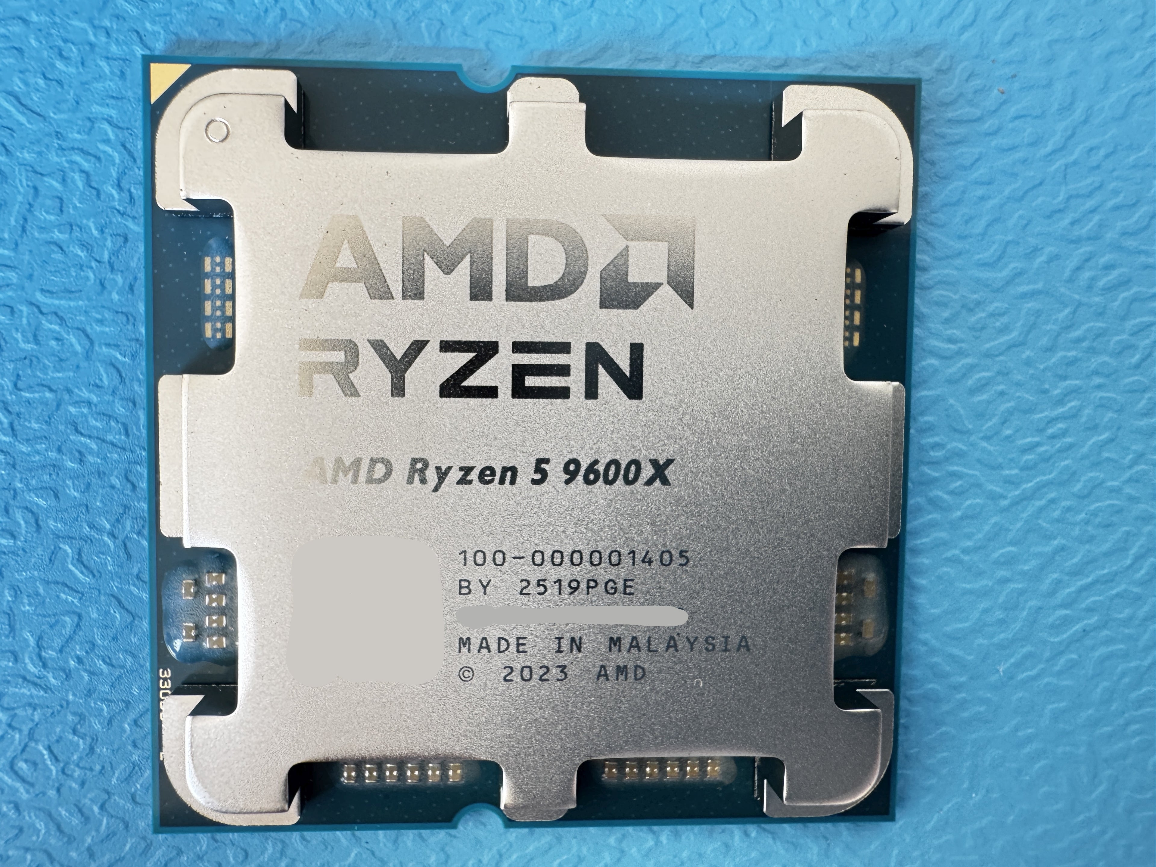 AMD Ryzen 5 9600X (tray)